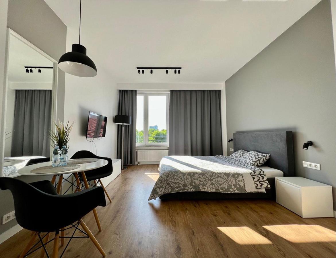 K22 Slawinska 503 Sun-City Apart Варшава Екстериор снимка